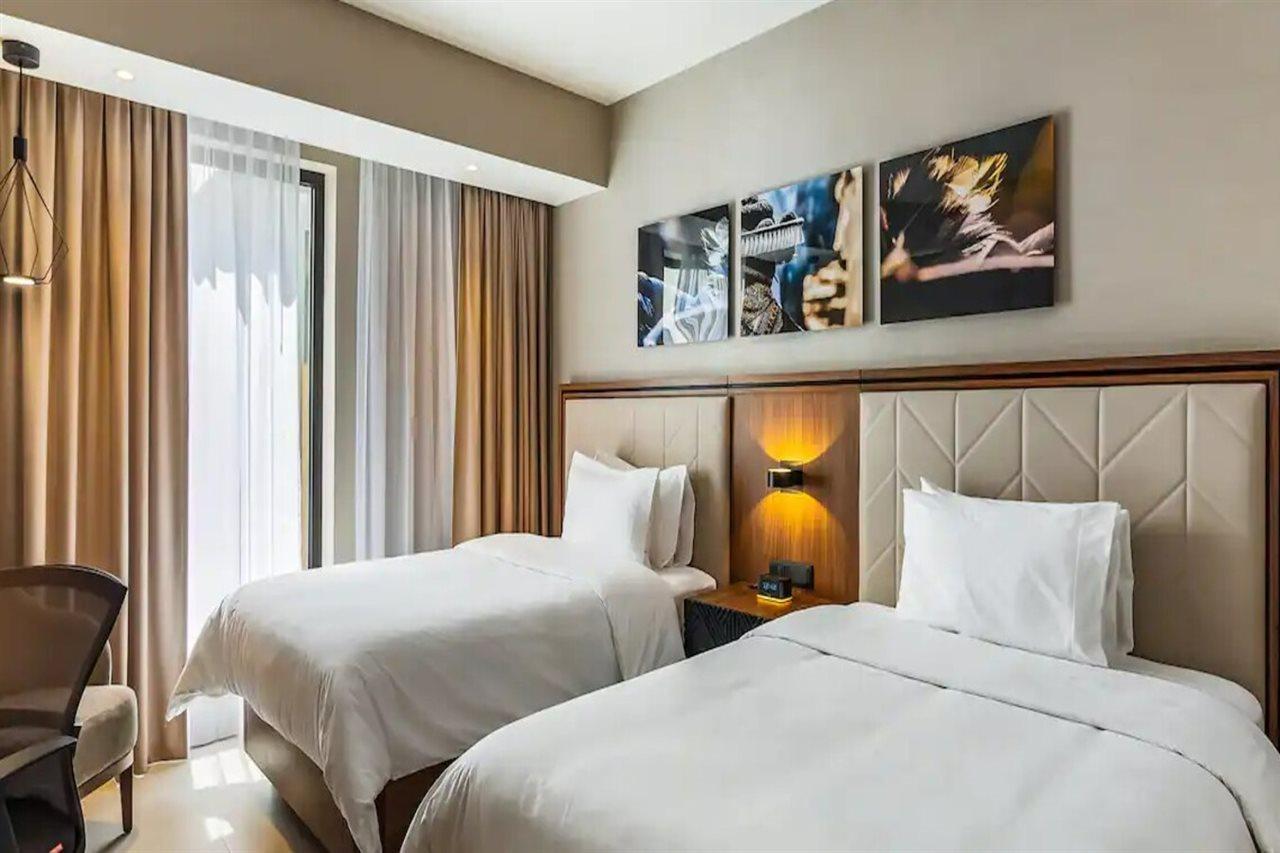 Hampton Inn By Hilton Нуэво-Вальярта Экстерьер фото