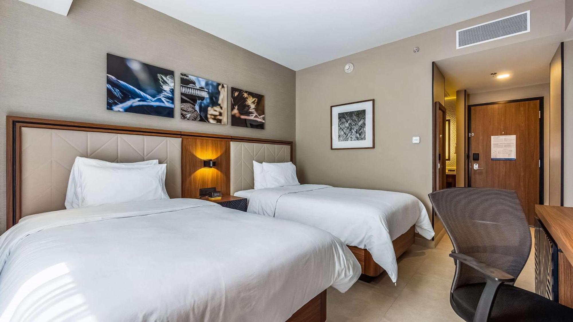 Hampton Inn By Hilton Нуэво-Вальярта Экстерьер фото